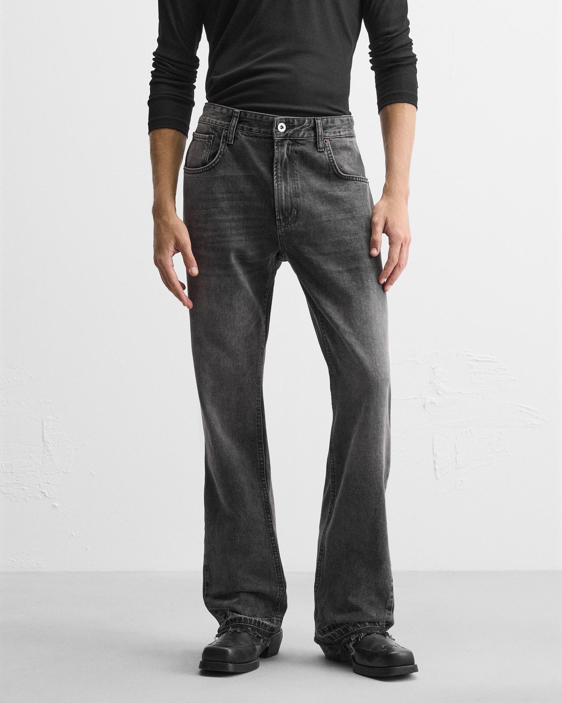 AZAR FLARED JEANS