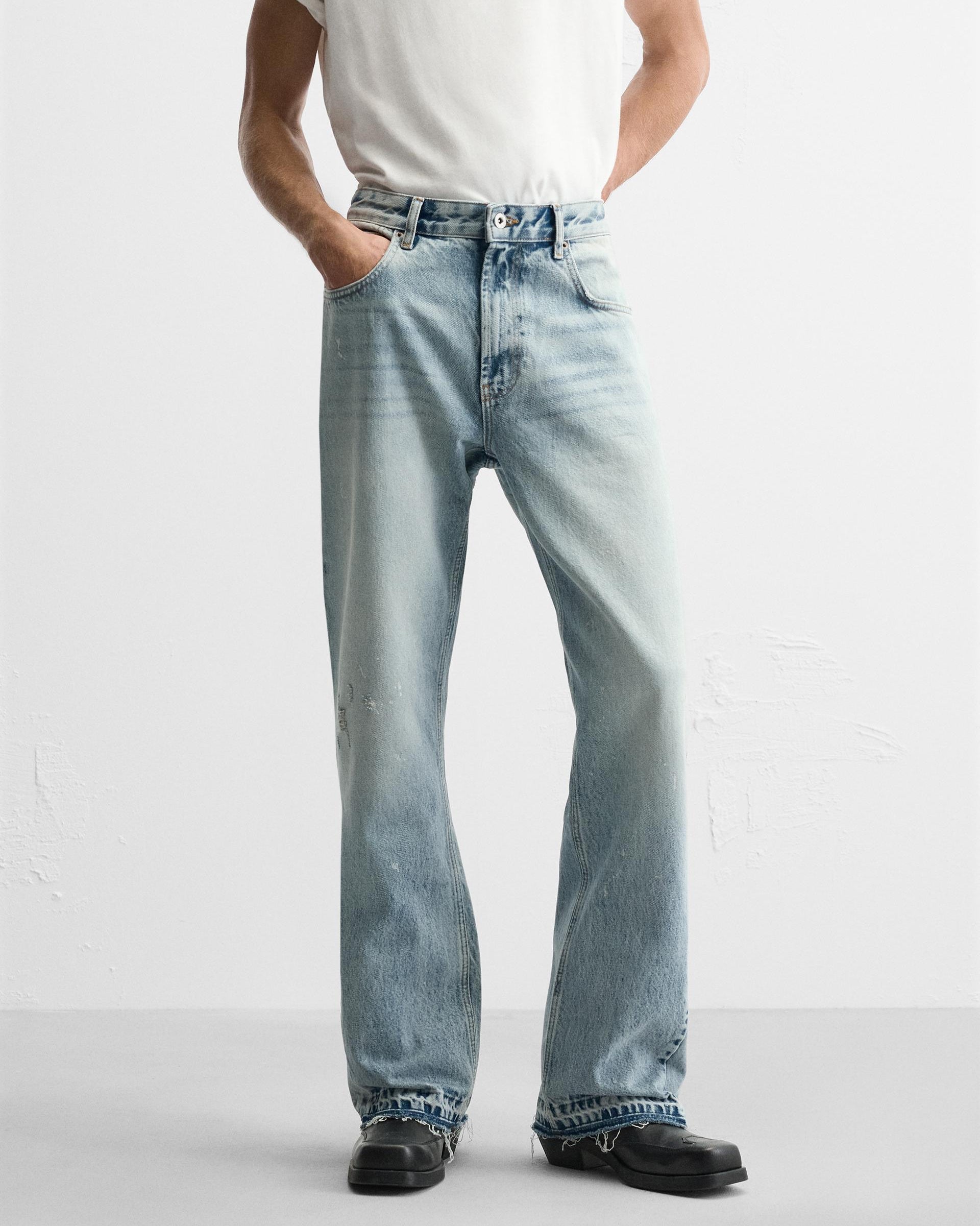 AZAR FLARED JEANS