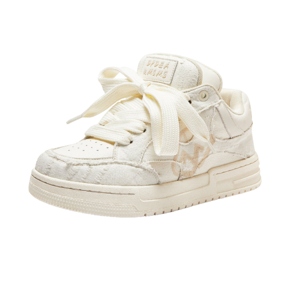 NOVA SNEAKER