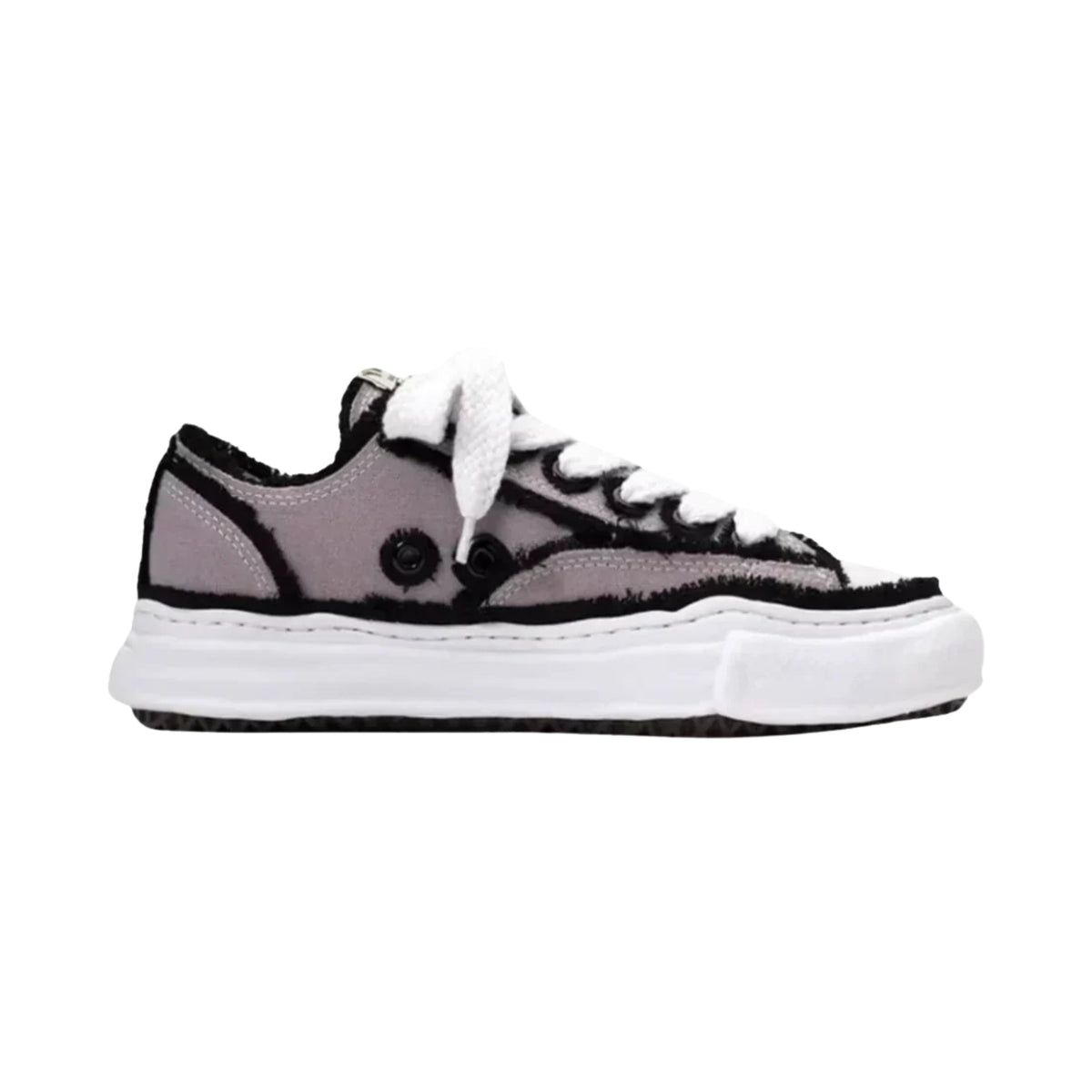 SUTORA SNEAKER