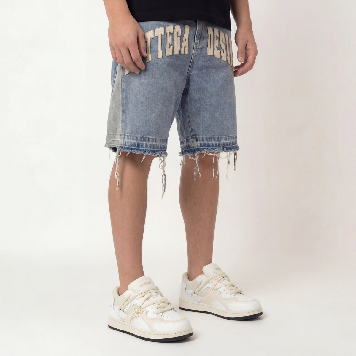 LUNARE SNEAKER