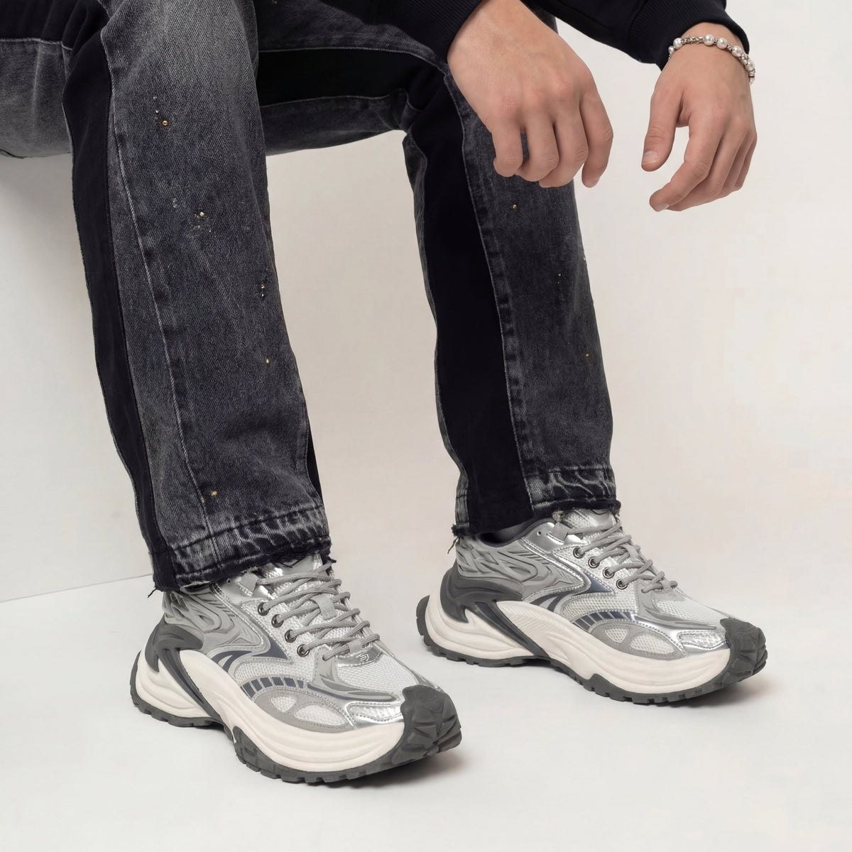 VORAI SNEAKER