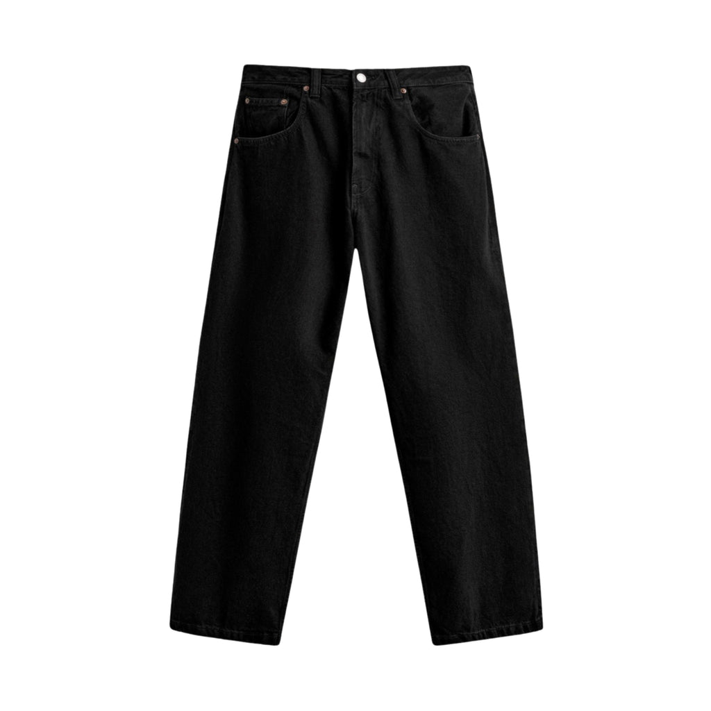 STRAIGHT FIT JEANS