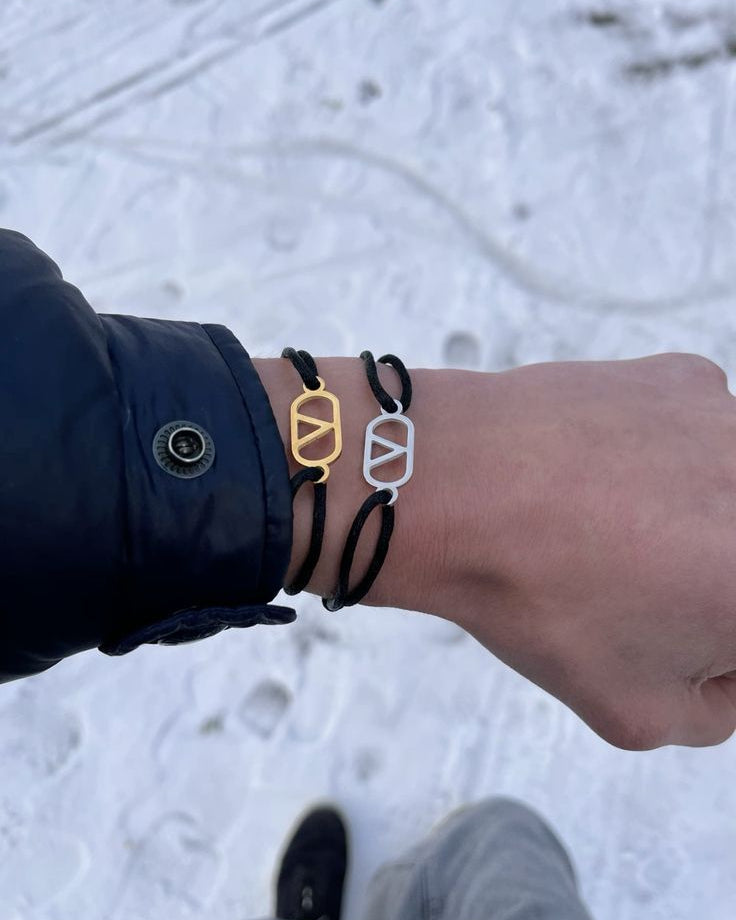 V BRACELET