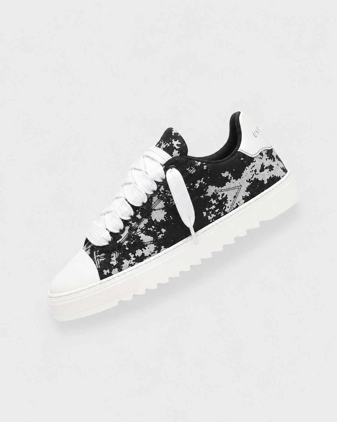 NUMERIS SNEAKER