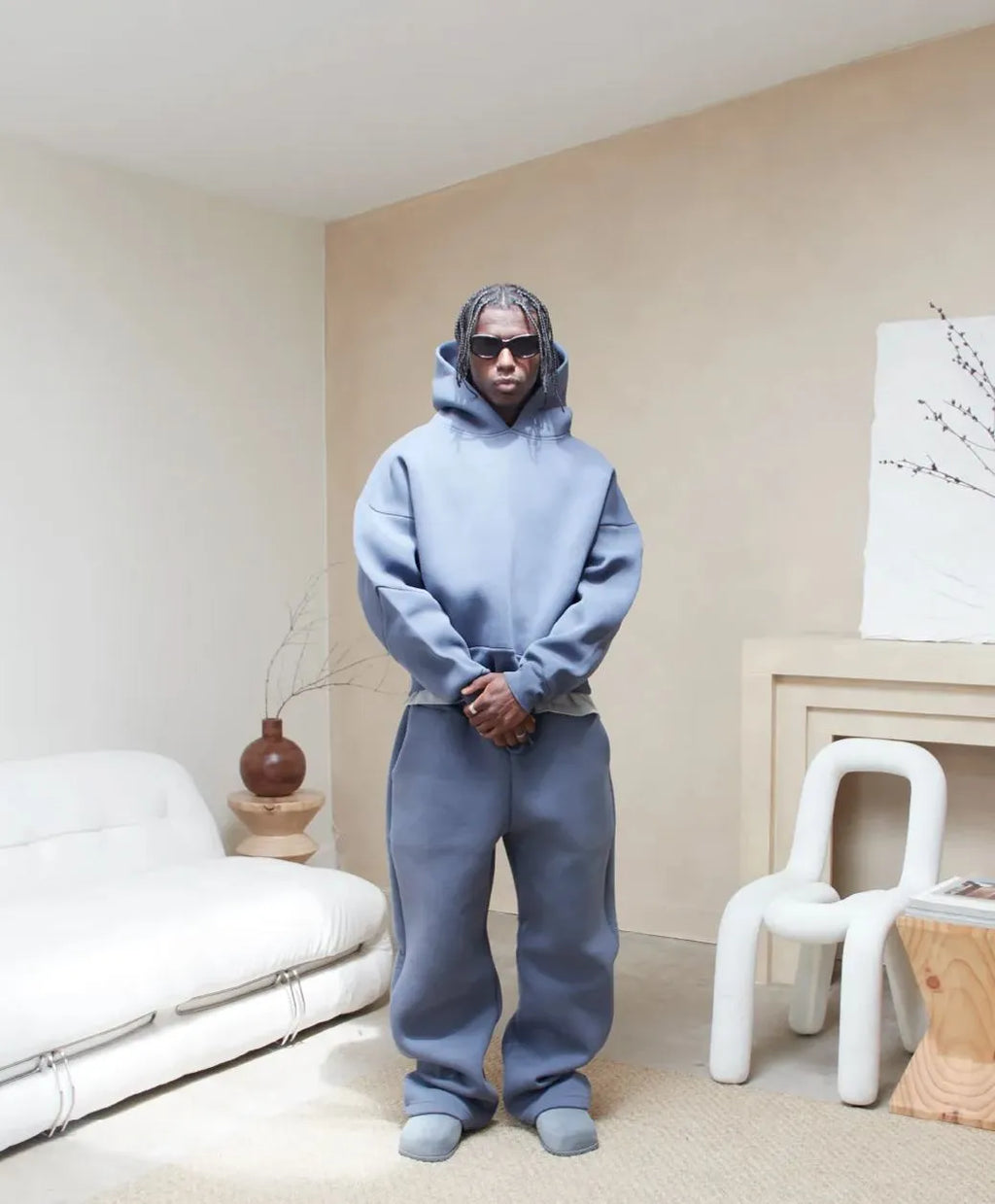 MINIMALIST TRACKSUIT