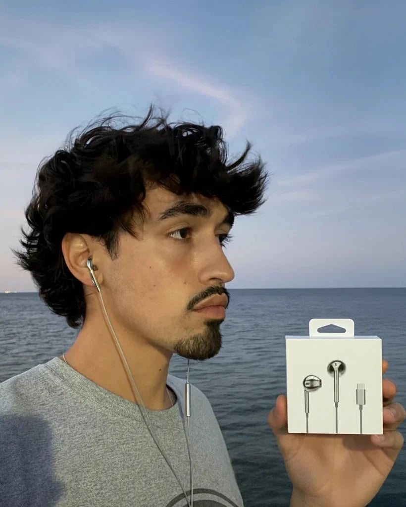 WIRED CHROMEBUDS