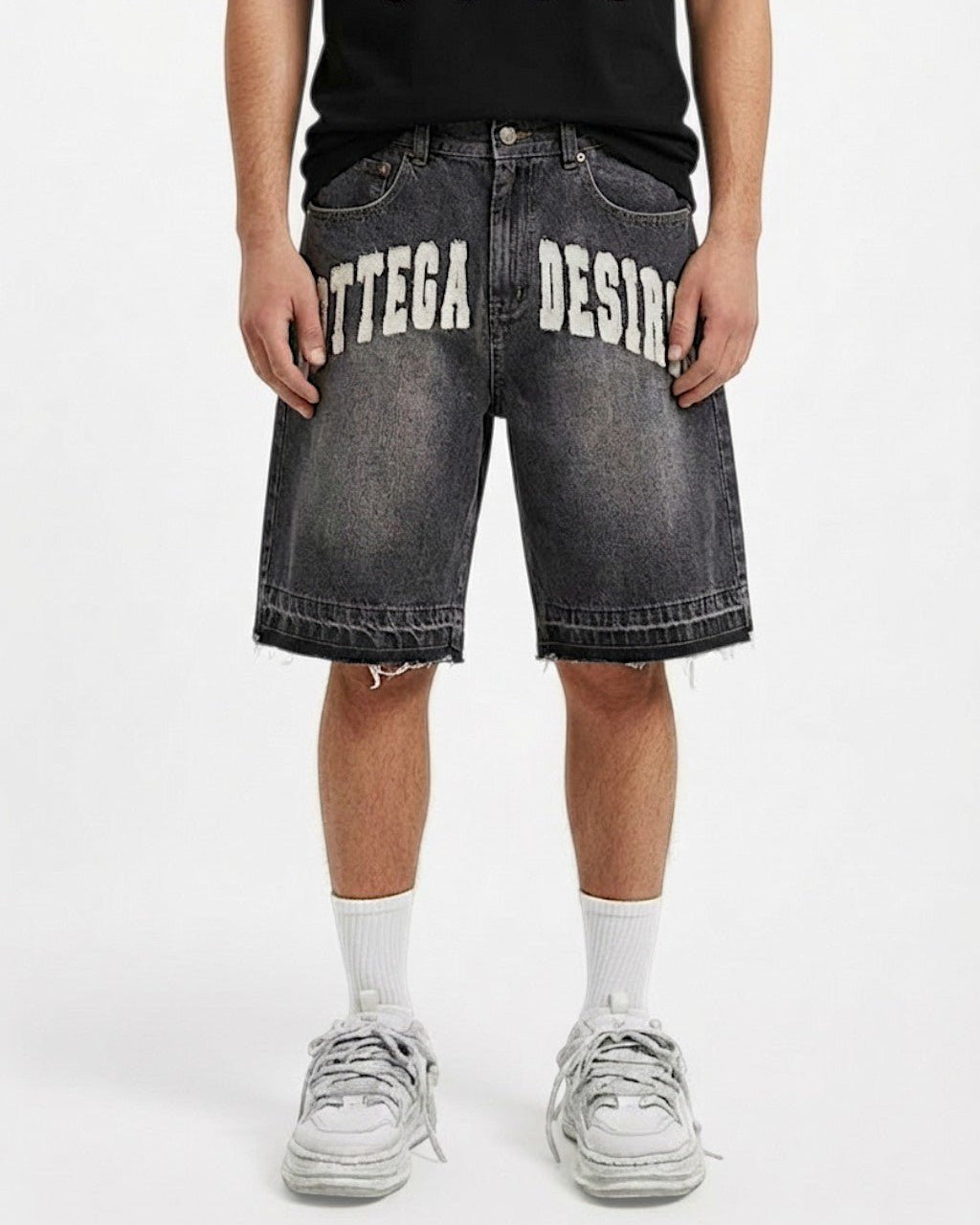 BOTTEGA SHORTS